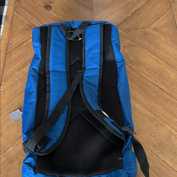 Blue TARDIS Backpack - Picture 5 of 7